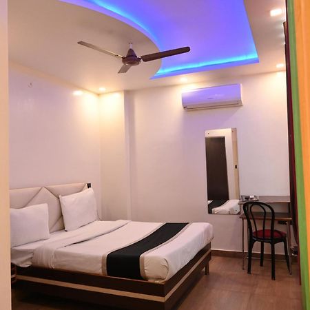 Hotel Riddhi Regency ラクナウ エクステリア 写真